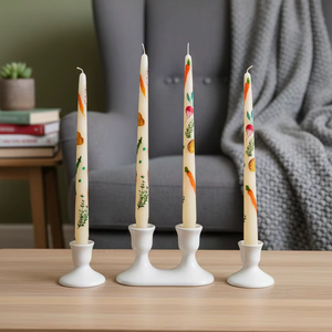 Velas Decorativas de Cera Pintadas a Mano con Diseño Botánico y Festivo de Navidad y San Valentín (Juego de 4) Decoración para el Hogar - Product Image 1