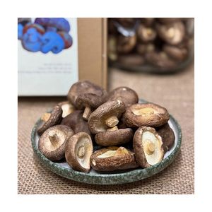 TRENDING NOW Vacuum Fried Shiitake Mushroom For Practical Gourmet Snack Processing And Hotel Catering Supply Unit - Product Image 3
