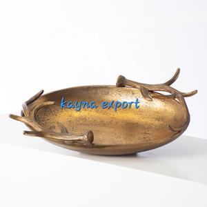 หัตถกรรมโลหะหล่อเคลือบชามจานสลัดสําเร็จรูปพร้อมสาขาโลหะสีทองแฟนซีตกแต่งเสิร์ฟกลางชามโลหะ - Product Image 4