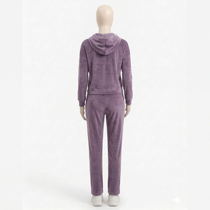 Ensemble de survêtement pour femme en velours brodé avec logo personnalisé, veste en coton à capuche, pantalon ajusté avec grandes poches, sweat d'hiver - Product Image 6