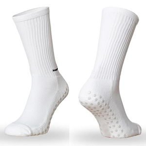 <b>Customized</b> Color Crew Athletic <b>Socks</b> Anti-Slip <b>Grip</b> Pads Basketball Gym Use Breathable Spandex/Polyester/Cotton Youth Bottom - Product Image 4