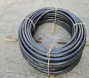 Câble industriel à conducteurs en cuivre toronnés, isolé en PVC 600V, avec gaine blindée - Product Image 3