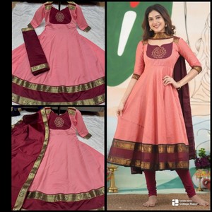 Robe longue ethnique VASTRA COTTAGE en soie jacquard brodée avec doublure complète et dupatta, manches longues, pour femme, idéale pour les fêtes et les occasions festives - Product Image 2