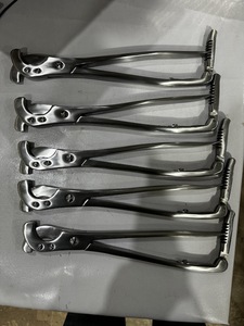 เครื่องมือผ่าตัดสำหรับทำหมันม้า ยี่ห้อ Emasculators รุ่น Castration Clamp ขนาด 31 ซม. โดย GUJJAR SURGICAL INTERNATIONAL - Product Image 4
