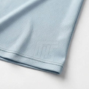 Maillot de sport premium à col en V, manches courtes, haute performance, anti-humidité, pour entraînements et matchs - Product Image 4