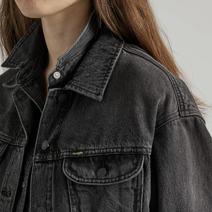 Veste en jean unisexe délavée noire à col rabattu, manches classiques, coupe décontractée ample, vêtement d'extérieur en coton pour l'automne - Product Image 5