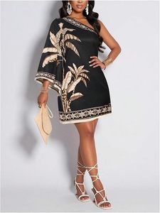 Vestido de Verano Formal para Invitadas a Bodas, Estilo Vintage Tropical, Mini, de Satén, con un Hombro Descubierto, Borlas y Dobladillo Evase - Product Image 2