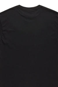 เสื้อยืดผู้ชายผ้าโพลีเอสเตอร์ผสมคอตตอนขายส่ง เป็นมิตรกับสิ่งแวดล้อม รับทำโลโก้ตามสั่ง เสื้อยืดเรียบง่ายสำหรับธุรกิจ B2B เสื้อผ้าสตรีทแวร์ ผู้ผลิตเสื้อยืดผู้ชายแบบ Private Label - Product Image 5