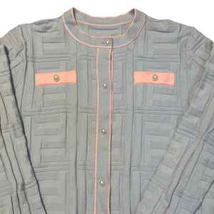 Cárdigan Azul Claro para Mujer, Suéter de Punto con Botones al Frente, Manga Larga, Estilo Casual para Oficina, Ribete en Contraste, Venta al Por Mayor OEM - Product Image 5