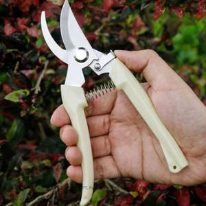 Tijeras de Podar de Acero Inoxidable de Alta Calidad de 7 Pulgadas con Mango de Plástico |   Cuchilla Curva para Diestros, Blanca, para Cortar Ramas de Árboles y Plantas - Product Image 1