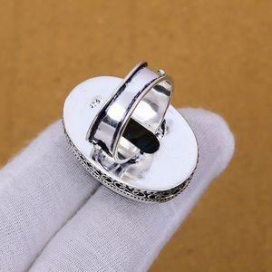 Anillo de Labradorita Azul Fuego Hecho a Mano en Plata de Ley 925, Joyería Bohemia Vintage para Mujer, Venta al Por Mayor - Product Image 4