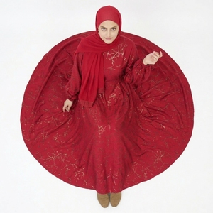 Robe Abaya décontractée imprimée et respirante pour femmes, avec hijab assorti - Product Image 4