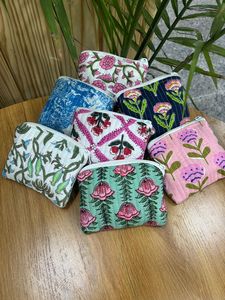 High Quality Vintage <b>Small</b> Coin Pouch Handmade Cotton Quilted Zipper Wallet Floral Print Mini Change <b>Purse</b> Card Holder Key Pouch - Product Image 5