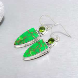 Boucles d'oreilles pendantes vert turquoise en argent sterling avec péridot, bijoux faits à la main, cadeau de mode pour femme, à porter pour les fêtes - Product Image 6