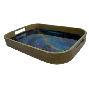Plateau de service rectangulaire en bois et résine époxy avec poignée en métal, motif galaxie, sans danger pour les aliments, fabriqué au Vietnam - Product Image 2