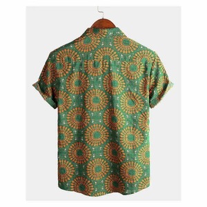 Camisa de Manga Corta para Hombre, Cuello en V, Estampado Geométrico, Corte Holgado, Informal, Tejida, 100% Poliéster, Verde Naranja, con Botones, para Verano - Product Image 2
