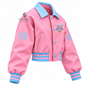 Chaqueta Universitaria de Satén Rosa para Mujer Gamma Phi Delta, Cuello Azul en Contraste, Cierre de Botones a Presión, Chaqueta Letterman con Escudo Bordado - Product Image 2