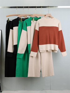 Conjuntos Deportivos de Invierno para Mujer de Alta Calidad, Transpirables, de Secado Rápido, 100% Algodón, Felpa, Estampados o Lisos, para Gimnasio, Deportes y Jogging - Product Image 1