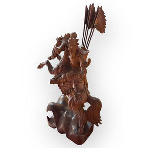 La statue de Guan Yu chevauchant un cheval est exquisément sculptée à partir d'un seul bloc de bois Huong. - Product Image 4