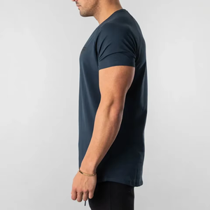 T-shirt de fitness tendance pour hommes, séchage rapide, construction flexible, vêtements d'entraînement de gym, couleurs et tailles personnalisées, fabricant OEM - Product Image 4