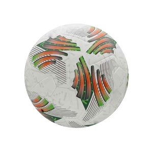 Ballon de football hybride professionnel de haute qualité et lavable avec impression de logo personnalisé - Product Image 1