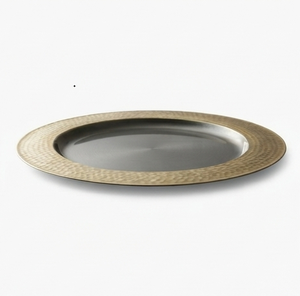 Assiettes en métal avec bordure dorée de couleur personnalisée, assiettes de présentation pour la maison, les cafés et les cantines à bas prix - Product Image 4