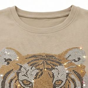 เสื้อเชิ้ตทำงานผู้หญิงมาใหม่ แฟชั่นฤดูใบไม้ผลิและฤดูใบไม้ร่วง ลายพิมพ์ทันสมัย สไตล์ลำลอง ชุดเดรสผู้หญิง ผ้าซาตินปักเลื่อม น้ำหนัก 240 กรัม ผ้าฝ้าย 100% - Product Image 4