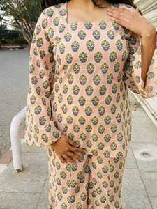 Elegant Women <b>Peach</b> Printed Co Ord Set Casual Wear Full Sleeve <b>Top</b> With Matching Palazzo Pants - Product Image 2