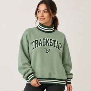 Sudadera de cuello alto para mujer, color verde salvia, con ribete de rayas blancas, letras estilo universitario, manga larga, logotipo personalizado - Product Image 4