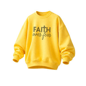 Sudadera Amarilla Extra Grande para Hombre, con Texto de Pedrería “Faith Over Fear”, Mezcla de Algodón Suave, Estilo Casual Urbano - Product Image 2