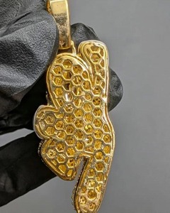LUXESHINE JEWELLERY จี้การ์ตูนมิกกี้เมาส์ โมอิสซาไนต์ เงินแท้ 925 คริสตัล ไรน์สโตน ฮิปฮอป ชาร์ม ของขวัญวันครบรอบสำหรับทุกเพศ - Product Image 3