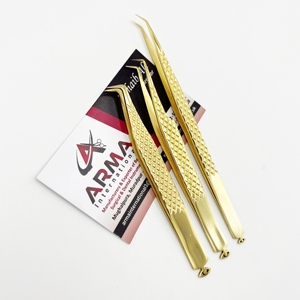 Pinzas Profesionales para Extensión de Pestañas, Diseño CNC de Acero Inoxidable de Precisión de 45 Grados, Aislamiento de Volumen de 90 Grados, Oro de 24k - Product Image 1