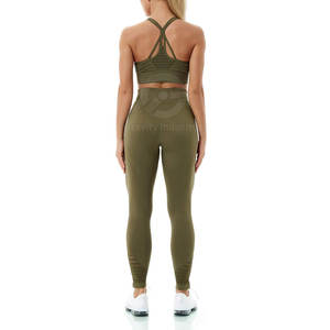 Vente directe usine – Ensemble de yoga pour femme, taille haute, 2 pièces, respirant, écologique, logo frontal, Spandex/Polyester - Product Image 6