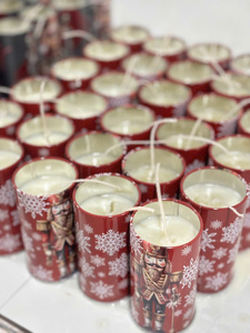 Bougie parfumée de Noël personnalisable Boîte de conserve élégante en verre fait de cire de noix de coco pour les coffrets de cadeaux saisonniers Holiday Thanksgiving - Product Image 5