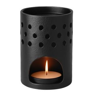 เชิงเทียนสีชาสีดำมีสไตล์มาใหม่พร้อมดีไซน์คัตเอาท์แบบกลมสำหรับวางเทียนระดับพรีเมี่ยมสำหรับอินเดีย - Product Image 1