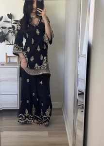 Ensemble salwar kameez en soie chinnon noir brodé pour femmes, tenue traditionnelle indienne et pakistanaise pour mariage - Product Image 2