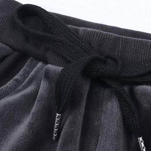 ชุดเซ็ตเสื้อฮู้ดดี้และกางเกงจ็อกกิ้งสตรีทแวร์ปักลายคุณภาพสูงสำหรับผู้ชาย ชุดวอร์มพิมพ์ลาย - Product Image 5