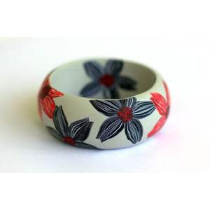 Elegant Women's Ethnic Crystal Fashion Accessories Hand-Painted <b>Wooden</b> <b>Bangles</b> for Cultural Wear - Product Image 1