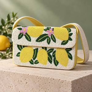 Bolso de Hombro Boho para Mujer con Forro de Algodón y Cuentas, Diseño de Limones Amarillos, Bonito Bolso Cuadrado con Solapa, Capacidad de 1L, para Halloween o Cumpleaños - Product Image 4