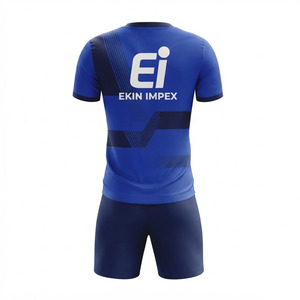 Kit de badminton sur mesure de qualité supérieure, impression par sublimation, léger, respirant, ensemble maillot et short pour tournoi - Product Image 2