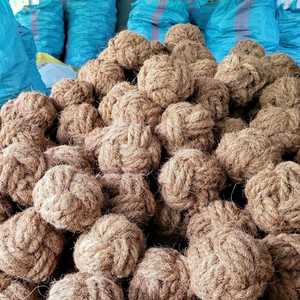 Pelota Masticable Natural de Coco para Perros, Ecológica, para Limpieza Dental, Uso Diario, Origen Vietnam - Product Image 3