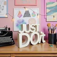 Étagère décorative élégante en bois d'ingénierie peint en blanc, avec sculpture sur bois artistique, écologique, pour bureau créatif, idéale pour la retraite, 'Just Do It'