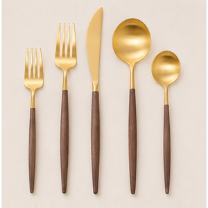 Ensemble de couverts en or mat avec manches en bois naturel, couverts en acier inoxydable pour les restaurants haut de gamme, les hôtels et les mariages, fourniture d'usine - Product Image 1