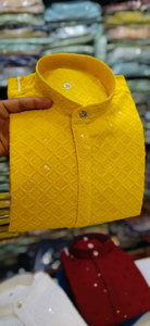 Conjunto de kurta y pijama festivo para hombre, de rayón, con diseño tradicional y estampado a mano estilo chikan, para eventos y ocasiones culturales. - Product Image 3