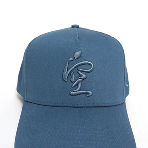 Gorra de Béisbol de 5 Paneles con Logotipo Bordado Personalizado, MOQ Pequeño, para Hombres y Mujeres Adultos, para Golf y Actividades al Aire Libre - Product Image 5