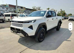 Camioneta Hilux 3.0T Diésel 2024 Usada con Volante a la Izquierda/Derecha, Transmisión Manual MT 4x4, Autos Usados Listos para Enviar a Todo el Mundo - Product Image 2