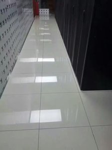 Sistema de suelo elevado impermeable ignífugo Antiestático de cerámica ESD de fábrica Lingding para uso en centro de datos hospitalario ISO/CE/CISCA - Product Image 6