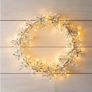 Decoración Navideña de Metal con Forma de Árbol, Hecha a Mano, de Lujo, con Acabado Blanco e Iluminación LED - Product Image 6