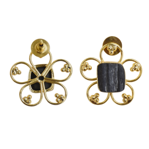 Pendientes de tuerca Laxmi Jewellers de turmalina negra con diseño de gota de agua y engaste de bisel, chapados en oro de 18 quilates, de latón, hechos a mano, joyería al por mayor. - Product Image 2