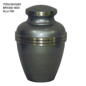 เครื่องทองเหลืองสำหรับผู้ใหญ่228ทรงลูกบาศก์นิ้วโกศสำหรับใส่ขี้เถ้า - Product Image 1